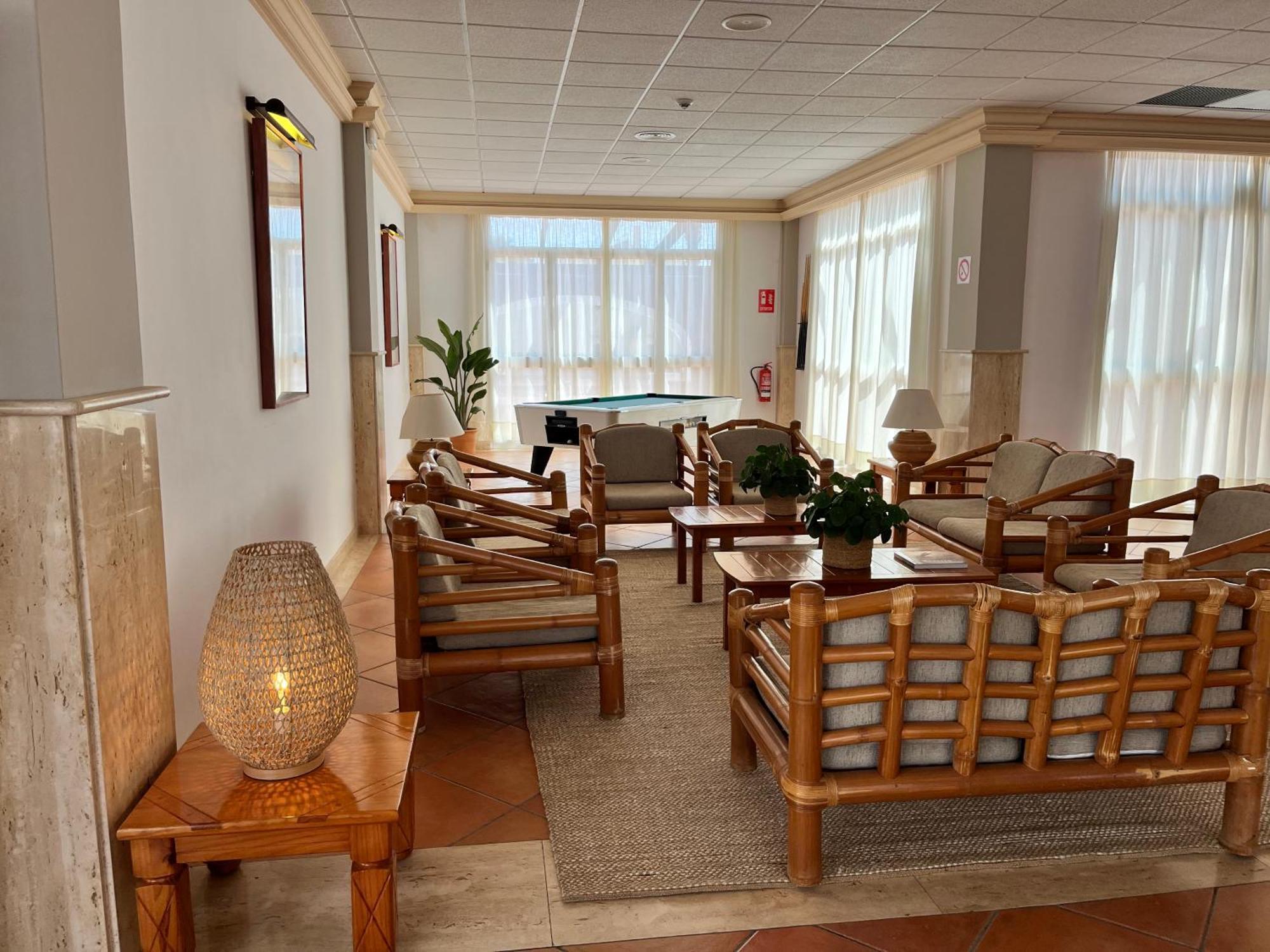 Nuramar Aparthotel Cala en Bosc Eksteriør billede